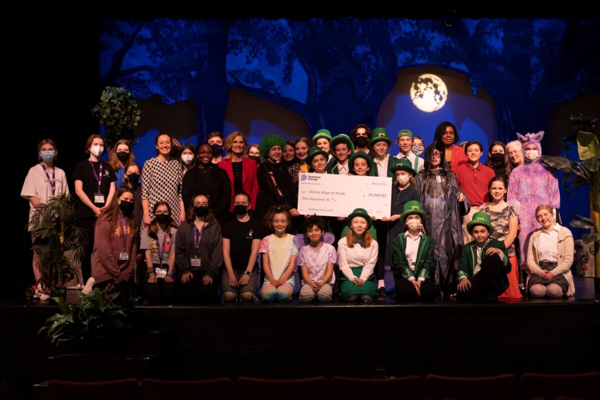 Encore Roses Stage Encore Stage & Studio – Theatre By Kids, For Kids!